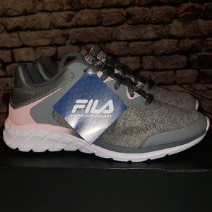 Women's Fila memory foam sneakers - size 9 1/2